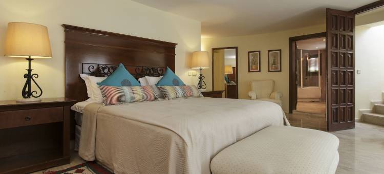马蒂度假村豪华酒店(Marti Resort Deluxe Hotel)图片