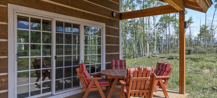 Expansive Deck and Breathtaking Views - Stunning Craftsman Retreat图片