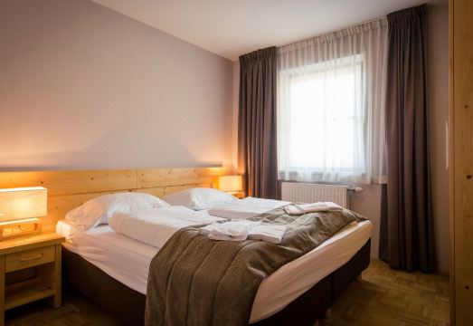 Studio Apartment on Turracherhohe Near Lake Hotel Overview