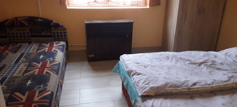 给8人的美丽公寓(Beautiful Apartment for 8 Persons)图片