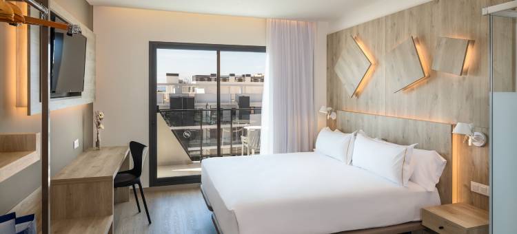 "甘迪亚参议员酒店"(Senator Gandia)图片