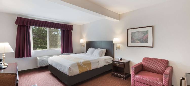 贝灵厄姆凯艺酒店大套房(Quality Inn Grand Suites Bellingham)图片