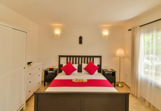 White Paradise ZanzibarHotel Overview