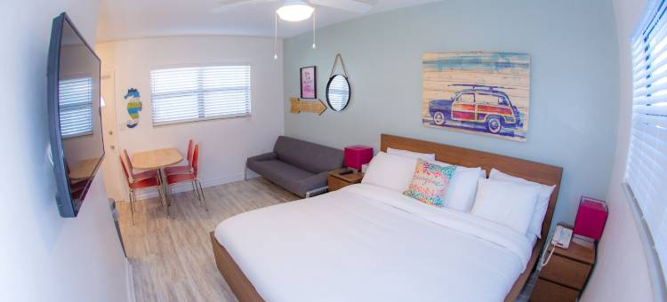 圣皮特海滩套房酒店(St. Pete Beach Suites)图片