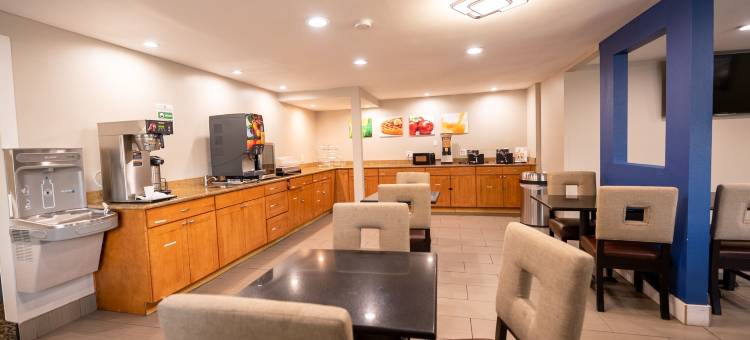西雅图-锡塔克机场品质酒店(Quality Inn SeaTac Airport-Seattle)图片