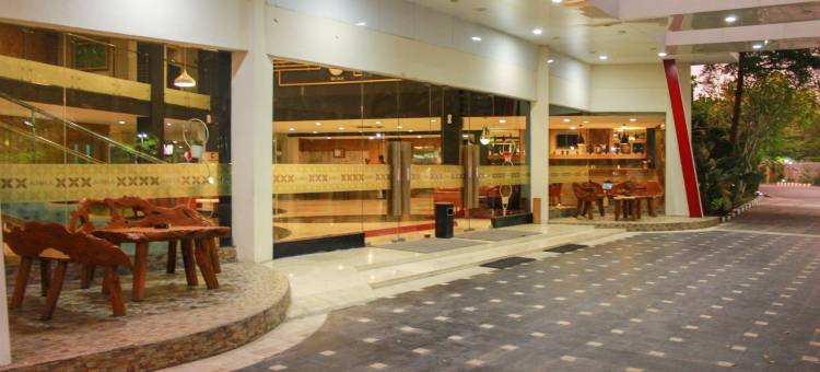 赛普法阿拉凯里亚德饭店(Kyriad Arra Hotel Cepu)图片