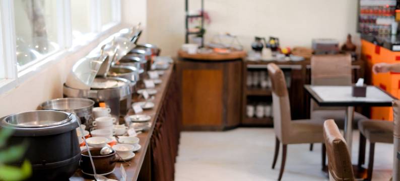 前一普瓦达迪酒店(Front One Hotel Purwodadi)图片