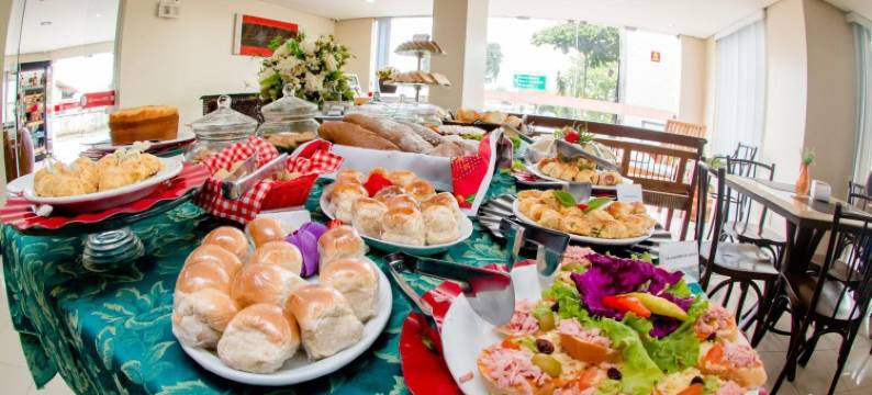 尤纳波利斯广场酒店(Eunapolis Plaza Hotel)图片