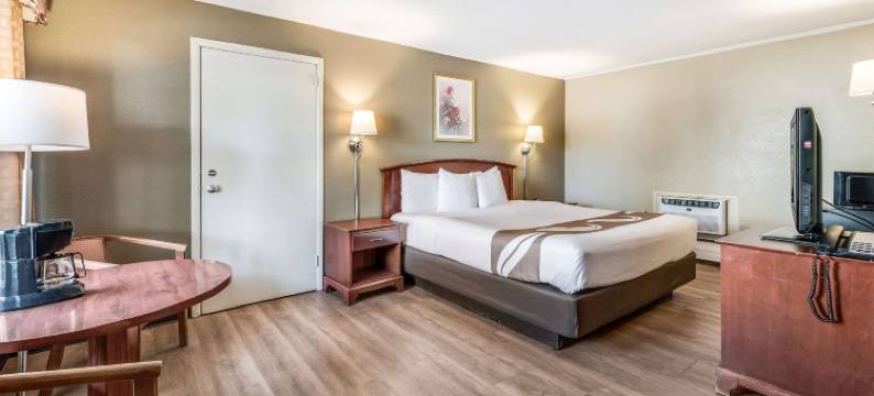 波基普西罗德威酒店(Rodeway Inn Poughkeepsie)图片