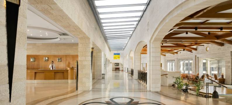 金色皇冠酒店(Golden Crown Hotel)图片