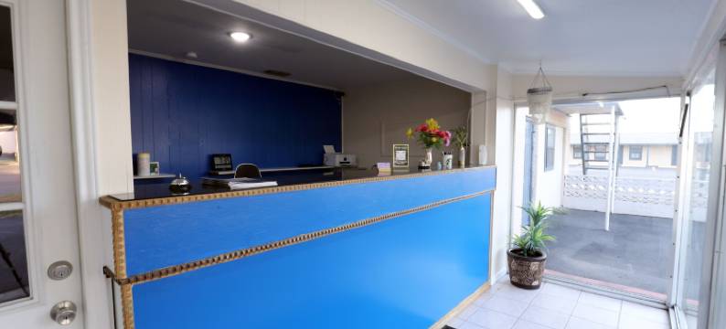 金斯维尔经济旅馆(Economy Inn Kingsville)图片