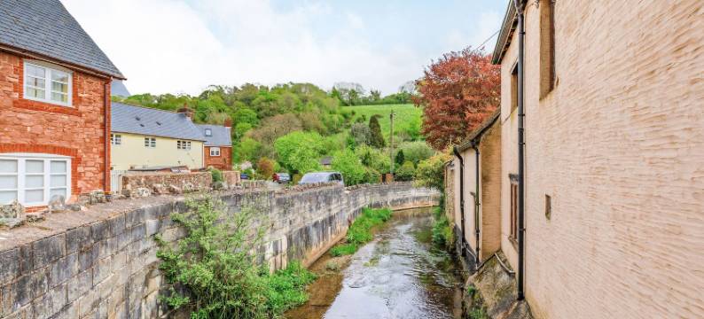 老桥邮局(Old Bridge Post Office)图片