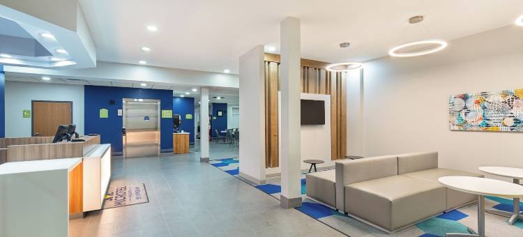 北哥伦布温德姆麦客达套房酒店(Microtel Inn & Suites by Wyndham Columbus North)图片