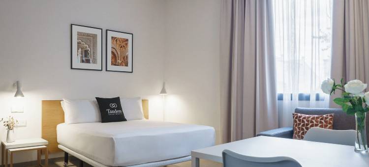 卡拉奥拉坦德姆托雷公寓(Tandem Torre de la Calahorra)图片