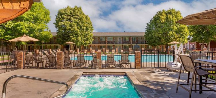 伯利贝斯特韦斯特优质酒店及会议中心(Best Western Plus Burley Inn  Convention Center)图片