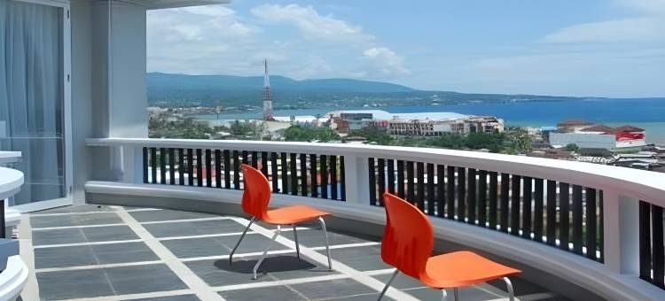 米纳哈萨酒店(Hotel Minahasa)图片