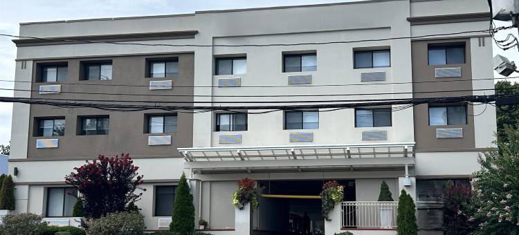 罗斯林长岛贝斯特韦斯特酒店(Best Western Roslyn-Long Island Hotel)图片