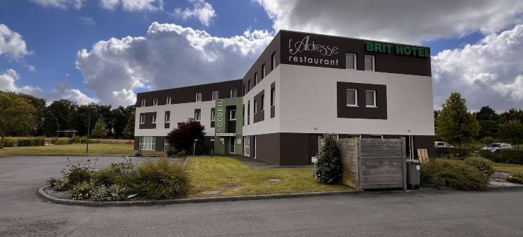 布里特酒店圣梅昂勒格朗恩布罗塞利安德(Brit Hotel Saint-Méen-Le-Grand en Brocéliande)图片