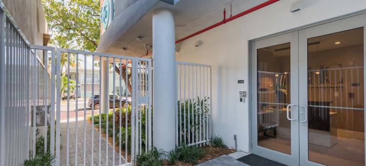 豪华索贝两卧室公寓(Luxury SoBe 2 Bedroom Apartment)图片