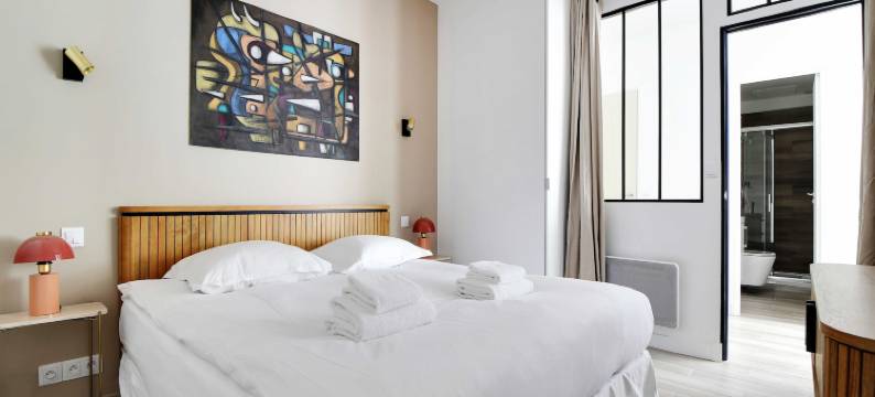 Charming aptt with patio - 2BD/4P - Monceau Park图片