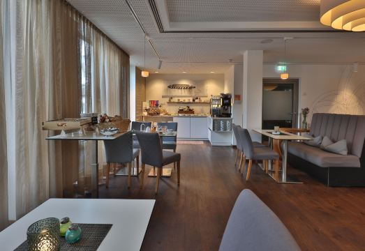 Hotel Goldenes RadHotel Overview