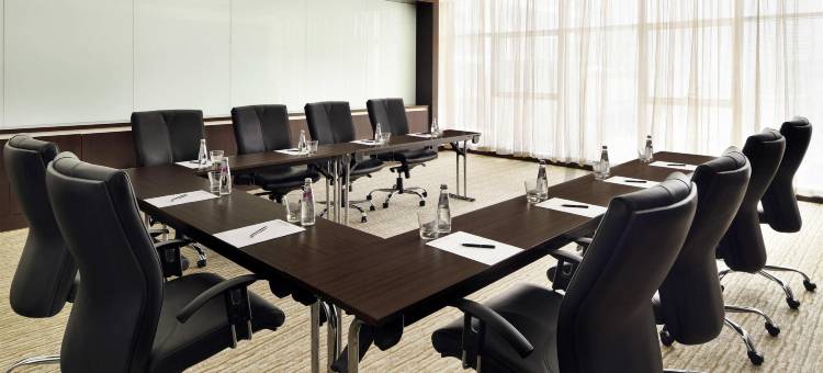 朱美拉湖塔瑞享酒店(Mövenpick Jumeirah Lakes Towers)图片