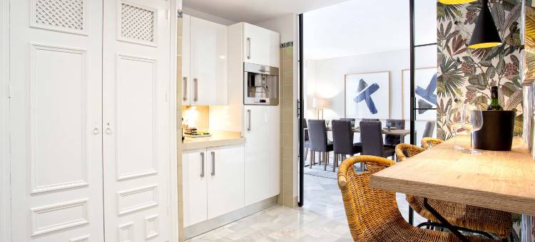 Spectacular 4BD apartment near Alcazar. San Fernando图片