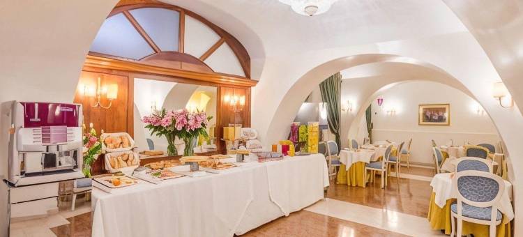 弗洛酒店(Raeli Hotel Floridia)图片