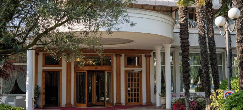 印德罗克尼瑟斯住宅度假村(Hotel la Residence & Idrokinesis)图片