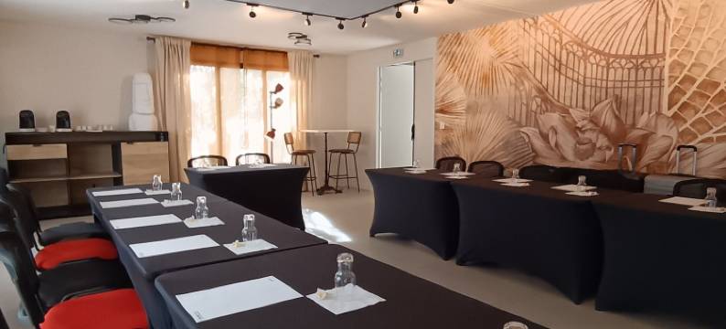 马赛普瑞米尔经典酒店(Premiere Classe Marseille - Vitrolles Anjoly)图片