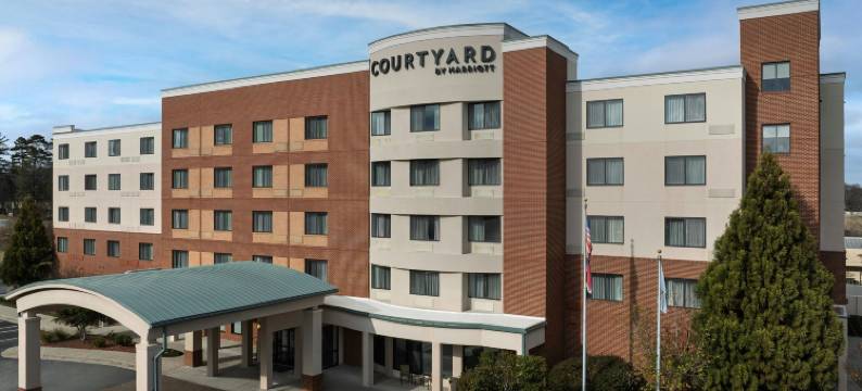 格林斯伯勒机场万怡酒店(Courtyard Greensboro Airport)图片