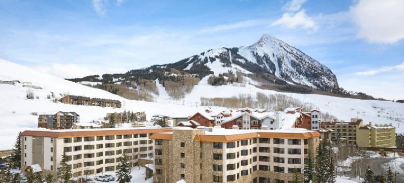 格兰德洛奇套房酒店(The Grand Lodge Hotel and Suites)图片