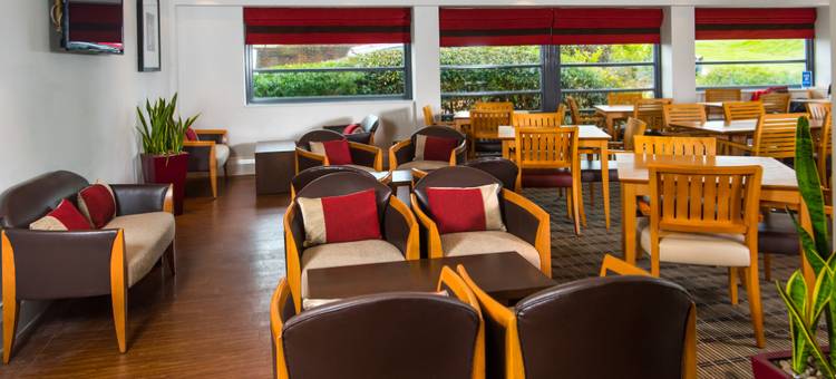 斯旺西东智选假日酒店(Holiday Inn Express SWANSEA - EAST by IHG)图片