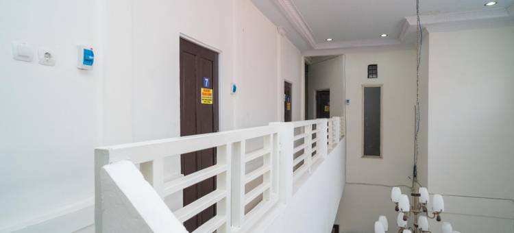 RedDoorz Syariah靠近Jalan A Yani KM 8 Citraland(RedDoorz Syariah Near Jalan A Yani KM 8 Citraland)图片