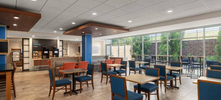 斯丹顿智选假日套房酒店(Holiday Inn Express & Suites STAUNTON by IHG)图片