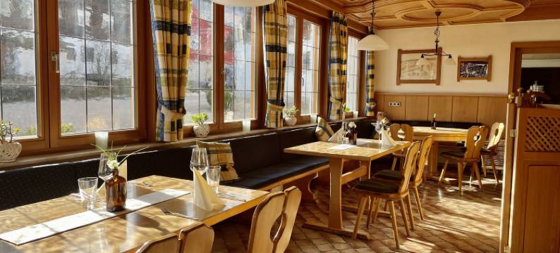 祖尔林登兰德酒店(Landhotel Zur Linde)图片