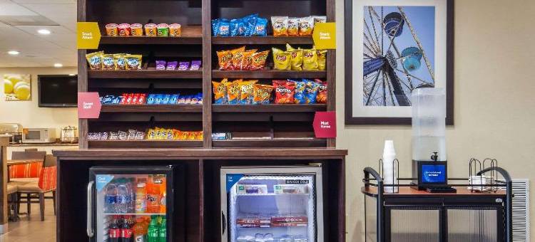 罗利核桃溪舒适套房酒店(Comfort Suites Raleigh Walnut Creek)图片