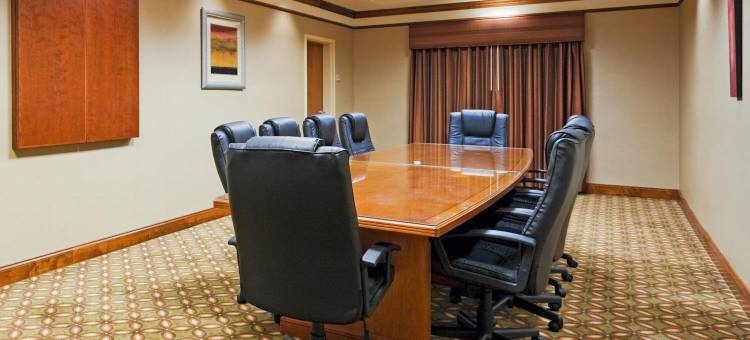 智选假日套房酒店凤凰城的哥伦布(Holiday Inn Express & Suites Phenix City - FT. Moore)图片