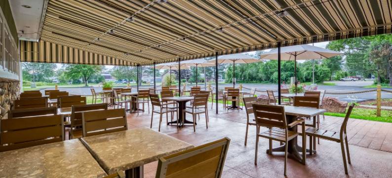 温德贾默贝斯特韦斯特优质酒店及会议中心(Best Western Plus Windjammer Inn  Conference Center)图片