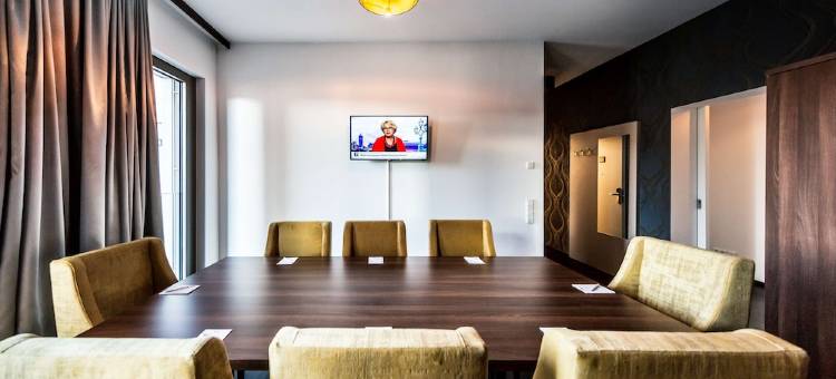 贝斯特韦斯特优质皇家套房酒店(Best Western Plus Royal Suites)图片