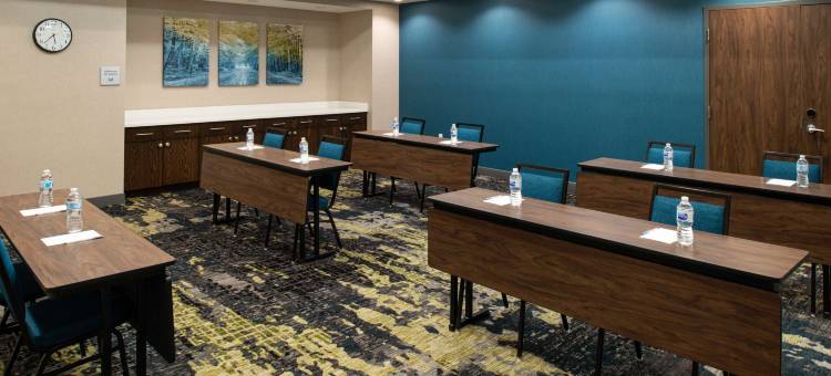 阿德里安欢朋套房酒店(Hampton Inn & Suites Adrian)图片