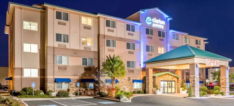 克拉丽奥波因特-梅德福(Clarion Pointe Medford)图片