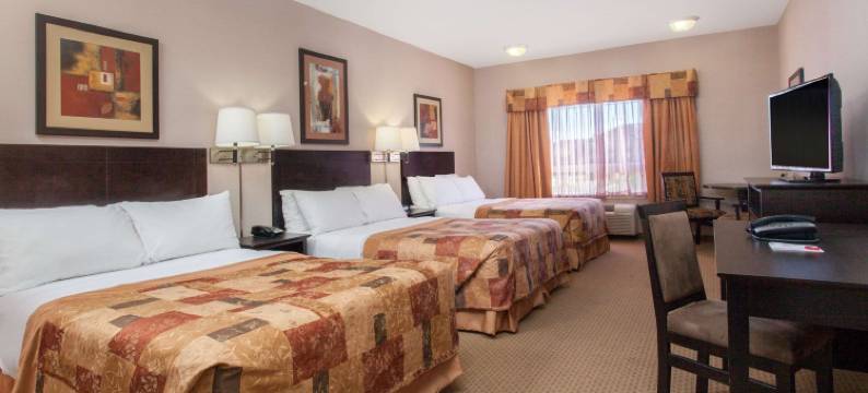 布鲁克斯华美达酒店(Ramada by Wyndham Brooks)图片