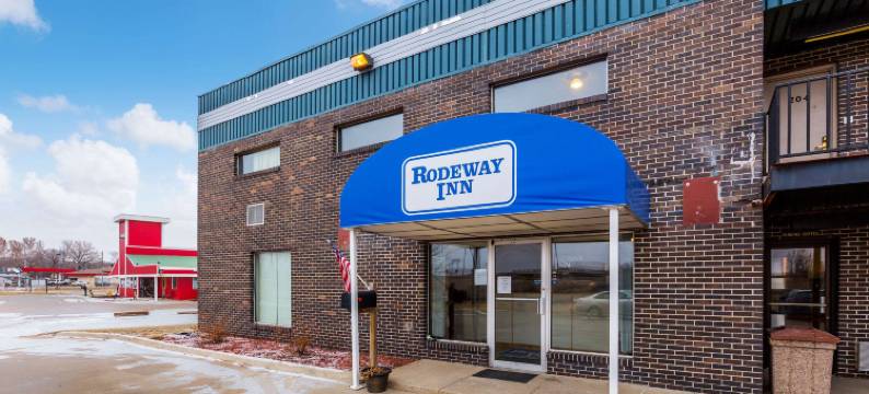 苏城萨金特布拉夫罗德威酒店(Rodeway Inn Sergeant Bluff - Sioux City)图片