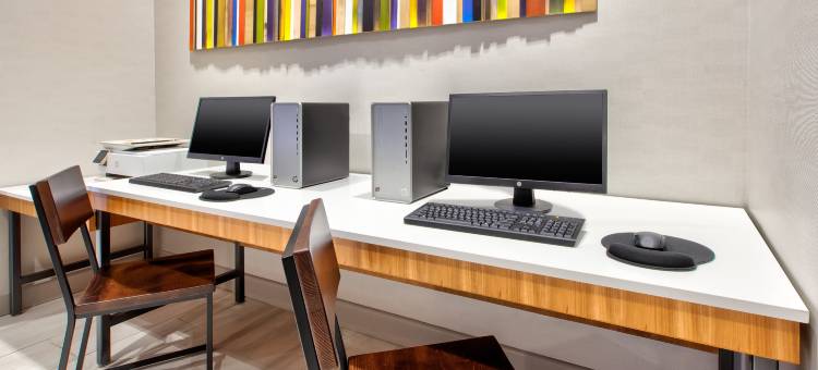 Holiday Inn Express & Suites VA沙滩海滨(Holiday Inn Express & Suites VA BEACH OCEANFRONT by IHG)图片