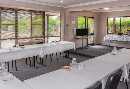 Macquarie Barracks Motor InnHotel Overview