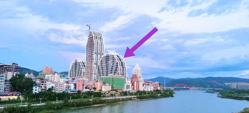 拾景实景民宿(曼斗路分店)图片