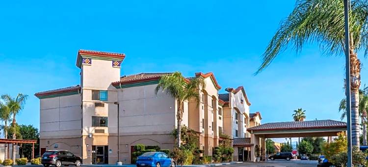 柑橘套房雷德兰兹洛马琳达酒店(Citrus Suites Redlands Loma Linda Hotel)图片