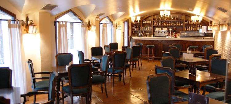 欧利特旅馆(Parador de Olite)图片