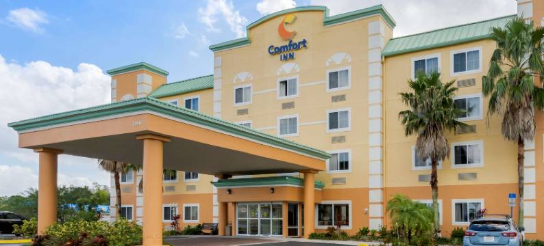 基西米-南布埃纳文图拉湖舒适酒店(Comfort Inn Kissimmee-Lake Buena Vista South)图片